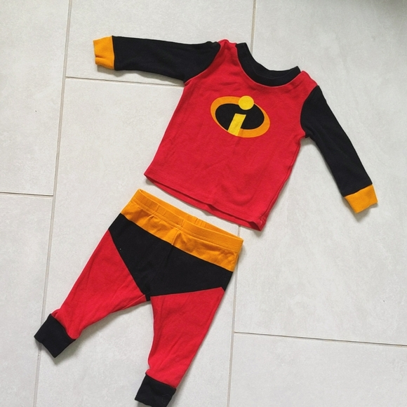 3 for $12! 6-9M Incredibles Pajamas!